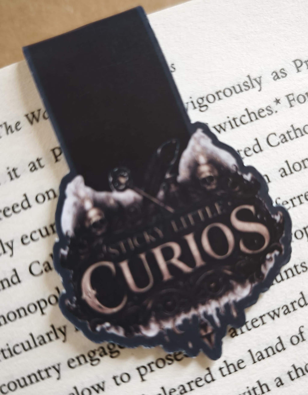 Magnetic Gothic Bookmark, Dark Academia | Cosmic Horror Design | Matte Finish | Literary Gift | Book Page Holder