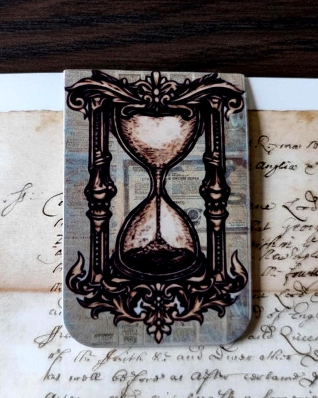Hourglass Magnetic Bookmark, Dark Academia | Vintage Gothic Aesthetic, Time Marker | Witchy Page Holder, Study Room Decor